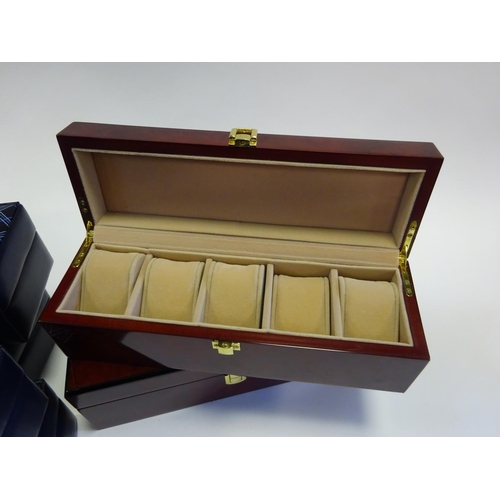 70 - 6x watch collector's storage boxes. 2x cases in wood and 4x cases in blue faux leather. All with cap... 