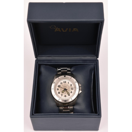 78 - 2x Avia wristwatches. An Avia Mariner watch with quartz movement, stainless steel case and bracelet,... 