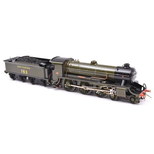 43 - A finescale O gauge kitbuilt model of a Southern Railway Class N15 4-6-0 tender locomotive, Sir Bors... 