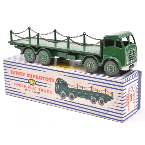 445 - Dinky Supertoys Foden Flat Truck with Chains (905). In green with lighter green wheels and grey tyre... 