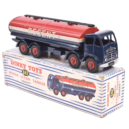 449 - Dinky Supertoys Foden 14-Ton Tanker REGENT (942). In red, dark blue and white livery, red wheels and... 