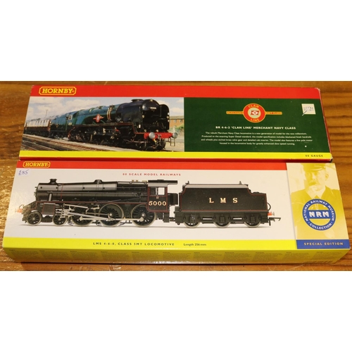 38 - 2 Hornby 'OO' gauge Locomotives. BR Merchant Navy class 4-6-2 tender locomotive, Clan Line, RN 35028... 