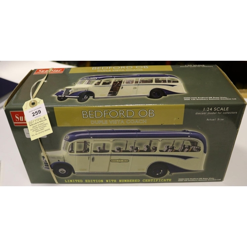 259 - A Sunstar 1:24 scale Bedford OB Duple Vista Coach. In Royal Blue blue and white livery. Registration... 