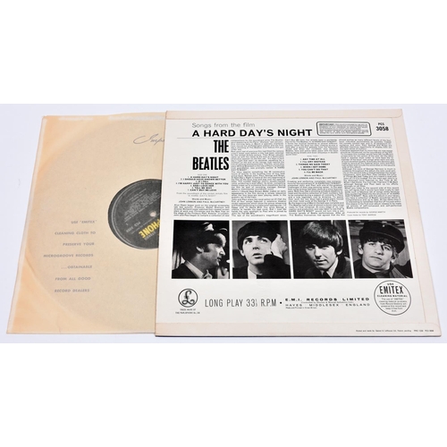 119 - The Beatles - A Hard Day's Night. Parlophone stereo 12