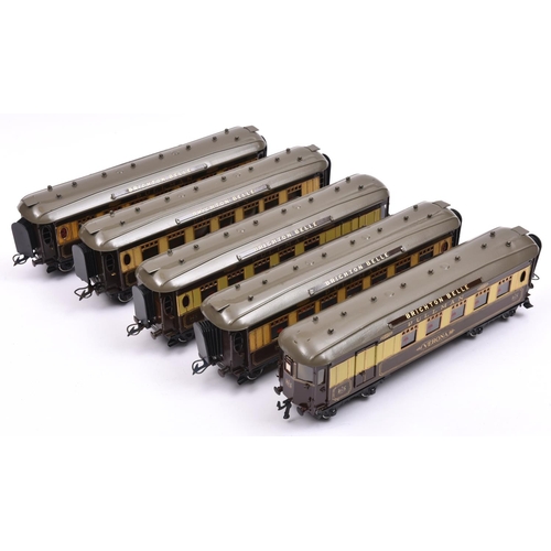 183 - An O gauge 5-car Pullman Set presented as The Brighton Belle for 3-rail running. 5x Hornby No.2 Spec... 