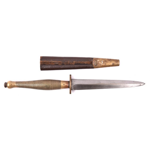 172 - A cut down second pattern FS fighting knife, blade 5¾”, with brass hilt and small brass (?) cross gu... 