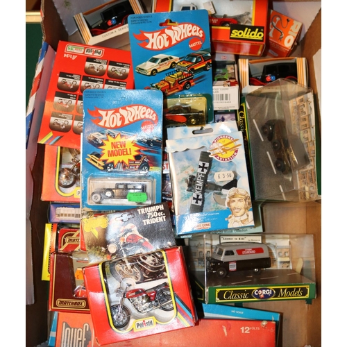 50 - A large quantity of diecast vehicles by various makes. Including 10x boxed Dinky Toys; Plymouth Yell... 