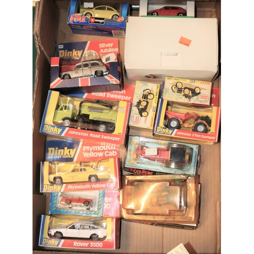 50 - A large quantity of diecast vehicles by various makes. Including 10x boxed Dinky Toys; Plymouth Yell... 