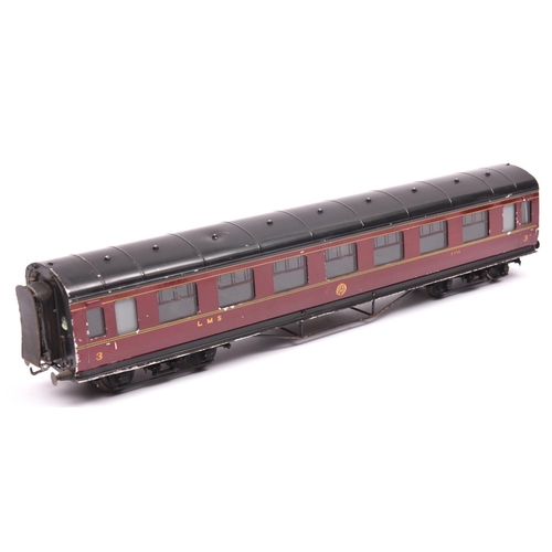 230 - An Exley O gauge K5 LMS corridor coach. Full Third in maroon livery. With Exley label to base. QGC-G... 