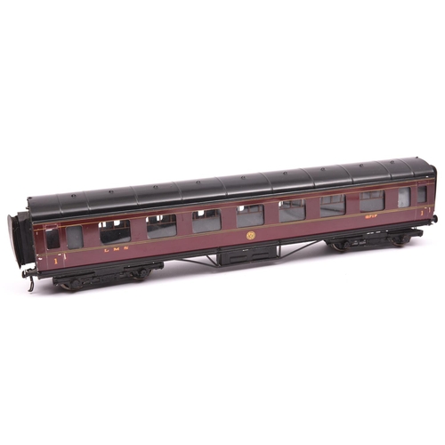 232 - An Exley O gauge LMS corridor coach. Full First in maroon livery. QGC-GC, chipping and minor over-pa... 