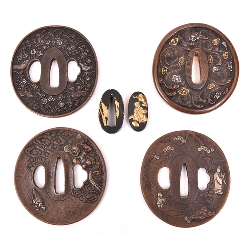 286 - 4 large modern tsuba and 1 modern fuchi kashira. £100-150