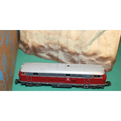 30 - A quantity of Marklin HO model railway. 4 locomotives- 2x German Railways, a class 03 4-6-2 tender l... 