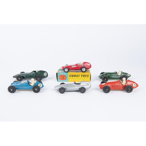 322 - 6 various single seat racing cars. Corgi Toys Vanwall F1 GP (150S) in bright red, RN25, complete wit... 