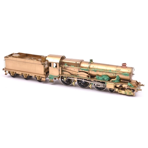 186 - A OO gauge brass GWR King Class 4-6-0 tender locomotive. A very well detailed unpainted model stampe... 