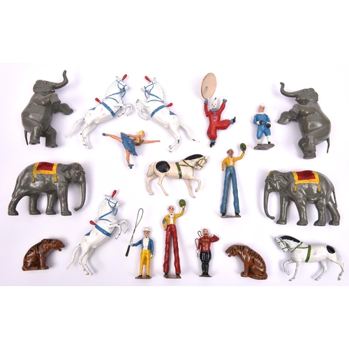 399 - Britains Circus animals and figures from the  Britain's Circus sets. 18 pieces comprising 5 horses- ... 