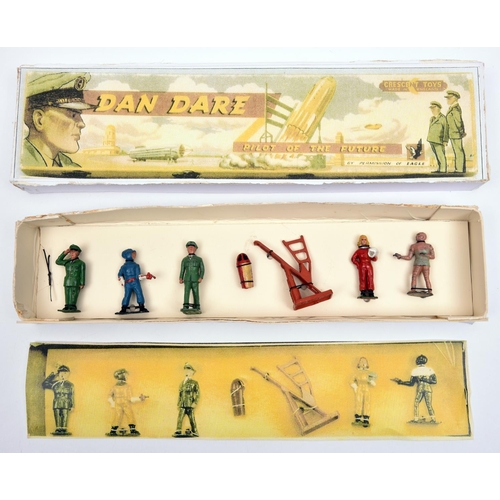 400 - Crescent set of Dan Dare figures and accessories 'Pilot of The Future'. Comprising 5 figures, rocket... 