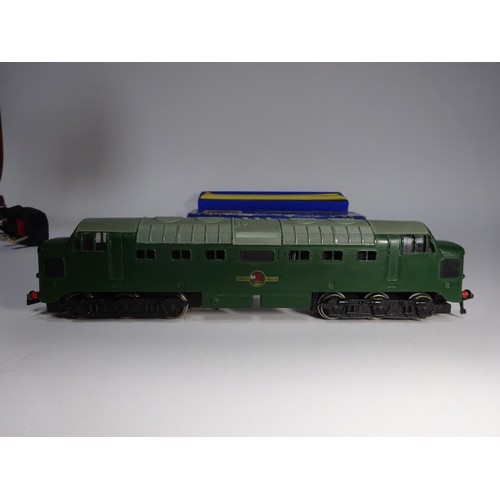 53 - 11 Hornby Dublo 2/3 rail. 2x Co-Co diesel electric locomotives. St. Paddy RN D9001 in two tone green... 