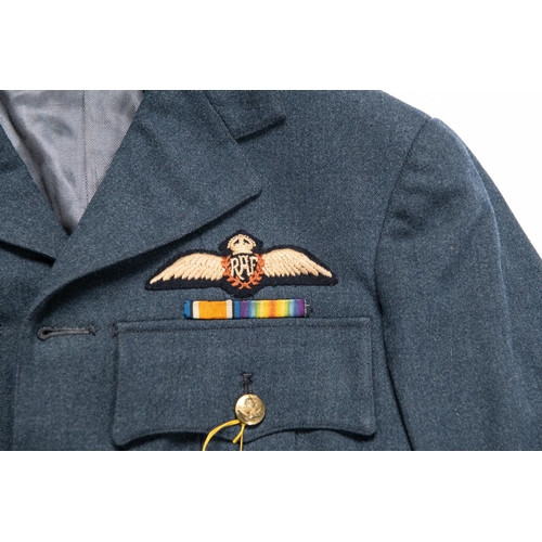 193 - A good WWII RAF Flight Lts SD jacket, complete with pilot's wings, KC brass buttons and cuff ranking... 