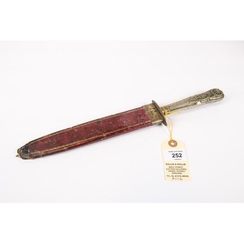 252 - A Victorian Bowie knife, SE spear point blade 9