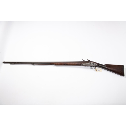 333 - A late 18th century 10 bore flintlock fowling piece, by Hunt of Colchester, barrel 42