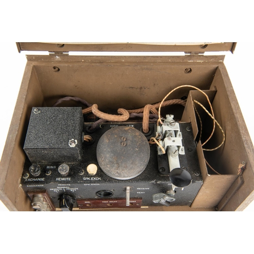 134 - A WWII Canadian 19 set remote control unit No 1, in its wooden outer case. GC £40-50