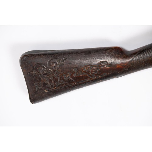 336 - An early 19th century Indian steel barrelled military style flintlock long blunderbuss or musketoon,... 