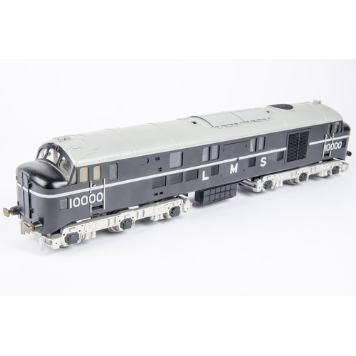 204 - An O gauge LMS Class D16/1 Co-Co diesel locomotive. Ivatt designed locomotive, 10000, in black and g... 