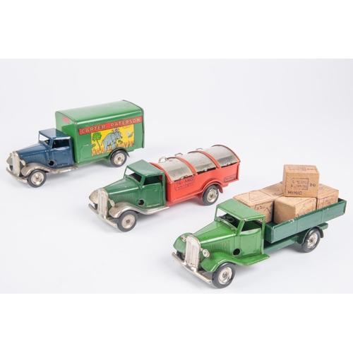 480 - 3 Tri-ang Minic clockwork vehicles. A Post-war Carter Paterson Van (22M). With blue cab and green bo... 