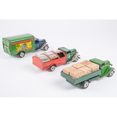 480 - 3 Tri-ang Minic clockwork vehicles. A Post-war Carter Paterson Van (22M). With blue cab and green bo... 