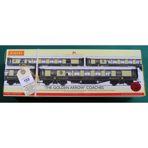 123 - A Hornby '00' gauge Coach Pack 'The Golden Arrow' Coaches (R4196). Comprising 3x First Class Cars 'A... 