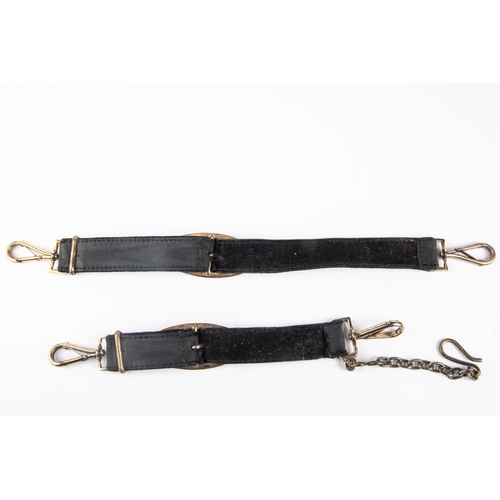 125 - A set of Third Reich naval officers dagger hanging straps, black fabric with gilt mounts. GC £100-12... 