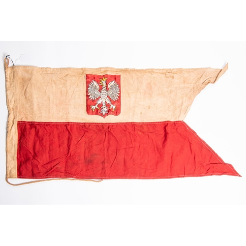 145 - A WWII Polish Navy guidon, 35