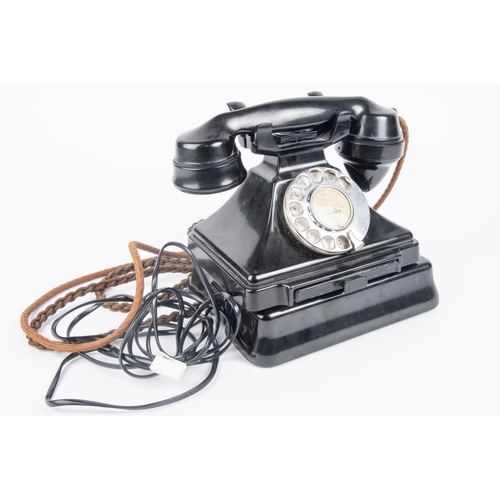 17 - A GPO 1930s/1940s 200 Series telephone. Model 232 with integral drawer. Stamped to the base with '1/... 