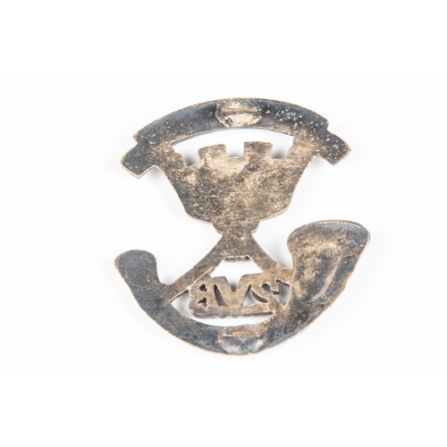 204 - An officer's cap badge of the 2nd Vol Bn, Somerset LI, GC (prongs missing). Appears to be unmarked s... 