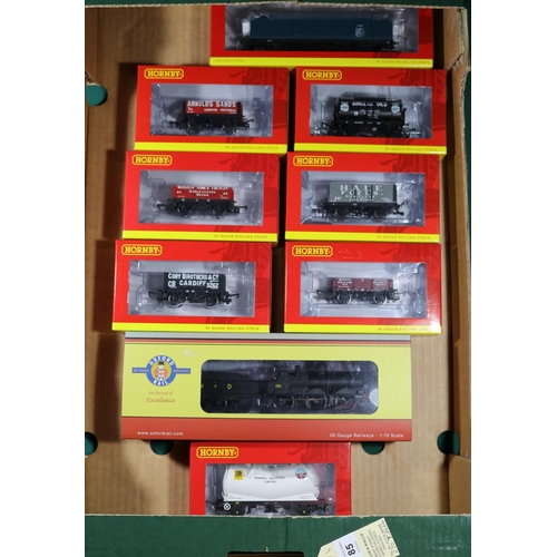 85 - A quantity of OO railway. An Oxford Rail Dean Goods 0-6-0 tender locomotive RN101, in War Dept unlin... 