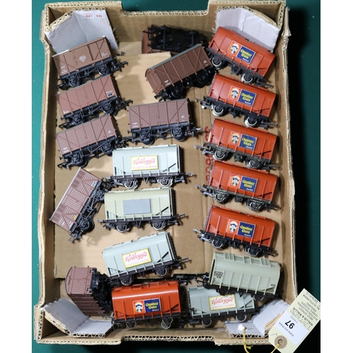97 - 100x OO gauge railway freight wagons by Wrenn, Mainline, etc. Including; open wagons, closed hopper ... 