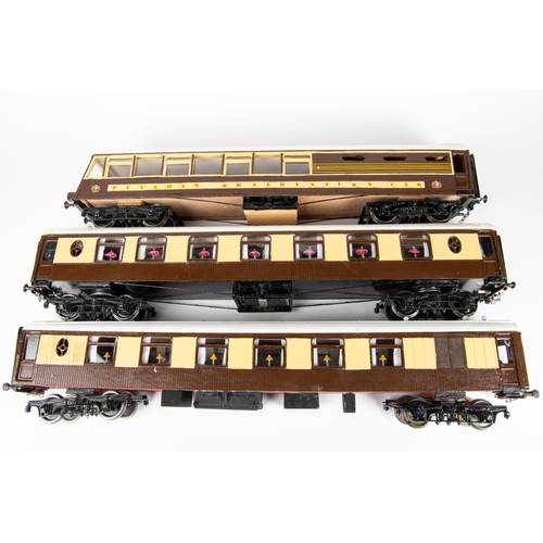 244 - A Gauge One Pullman EMU 3-car set. Comprising a Brighton Belle driving car with powered front bogie,... 