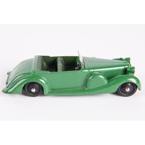 550 - 2x Dinky Toys 38 Series. A Lagonda Sports Coupe (38c) in green with dark green seats and black wheel... 