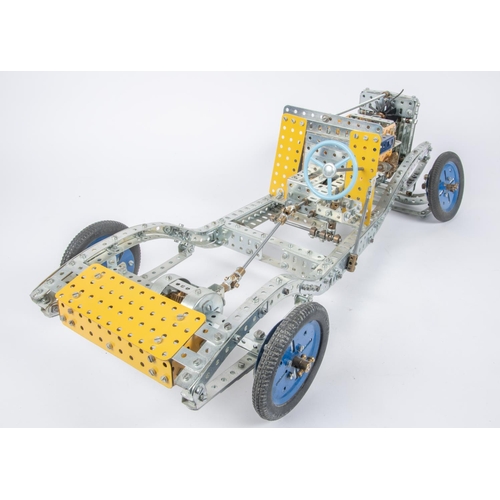 381 - A quantity of Meccano. 2 detailed and interesting large scale Meccano models. Produced from 1970s bl... 