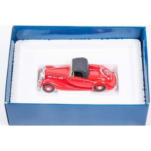 352 - A quantity of Various Makes. Including 2x Minichamps: Ferrari F355 and Audi TT Coupe. EFE Atkinson C... 