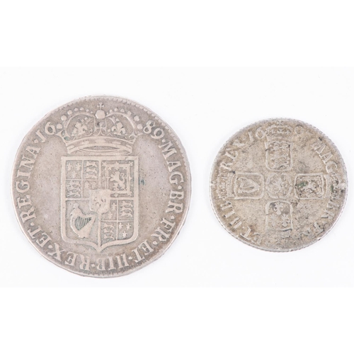 117 - William and Mary Halfcrown, 1689, second shield, caul and interior frosted, no pearls (ESC 509) NF/G... 