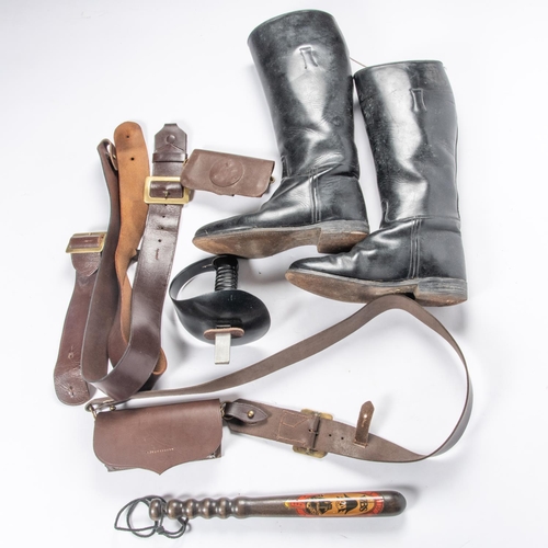 427 - A pair of black leather cavalry boots; a brown leather shoulder belt and pouch; 2 more shoulder belt... 