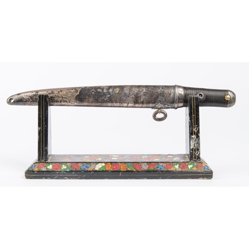 454 - A presentation Aikuchi , signed silver saya and mounts well engraved with peony. Un-tempered blade o... 