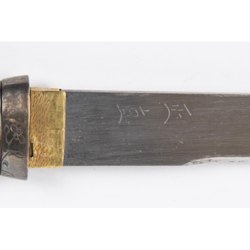 454 - A presentation Aikuchi , signed silver saya and mounts well engraved with peony. Un-tempered blade o... 