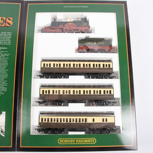 116 - A Hornby Railways OO gauge GWR Lord of the Isles train set. Comprising a 4-2-2 tender locomotive, Lo... 