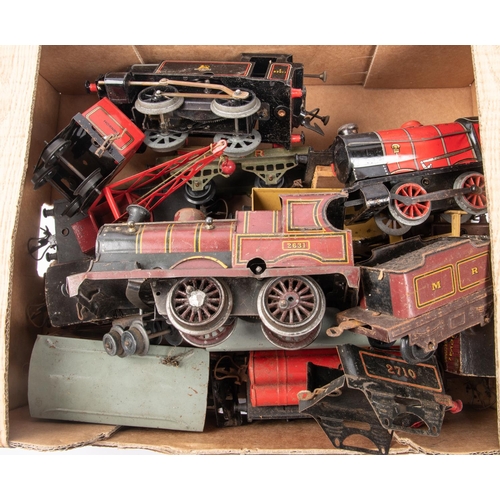 121 - 12x O gauge railway Bing and Hornby items of rolling stock. Including 3x clockwork locomotives; a Bi... 