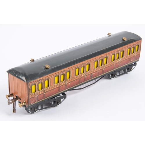 122 - 2x A Hornby Series O gauge Metropolitan Railway bogie coaches in teak livery with brass buffers. A F... 