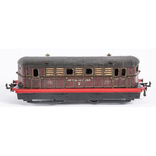 124 - A Hornby Series O gauge electric Metropolitan Railway Metropolitan-Vickers locomotive in maroon. Con... 