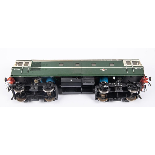 132 - An O gauge BR Class 33 Bo-Bo diesel locomotive, D6535, in dark green and grey livery. With brass bod... 