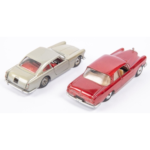 161 - 2x Solido cars. A Ferarri 250 GT 2+2 (123) in silver with red interior. Together with a Mercedes 220... 